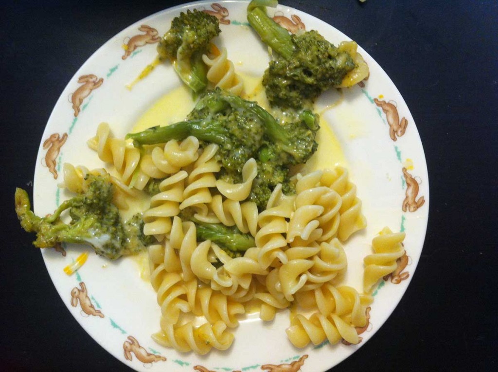 cheesy-pasta-and-broccoli